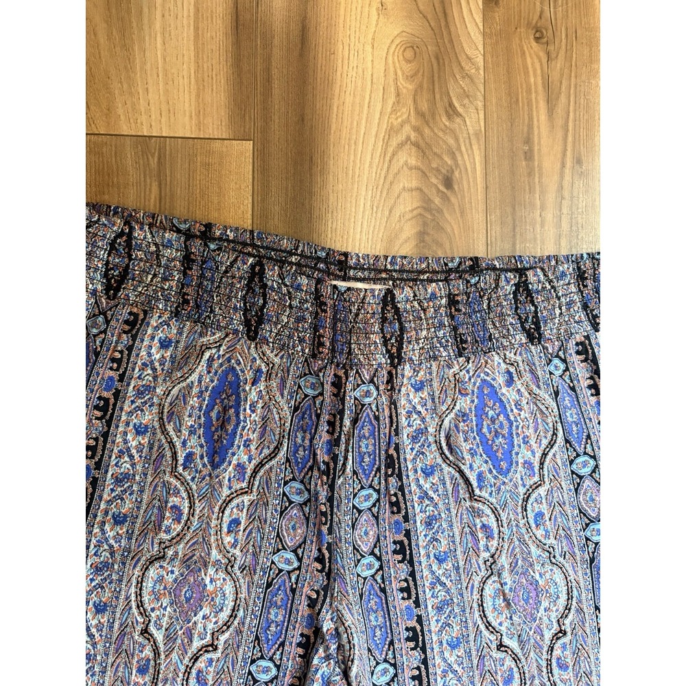 Lane Bryant Paisley Wide Leg Pants in Black and Lavender - Picture 3 of 5